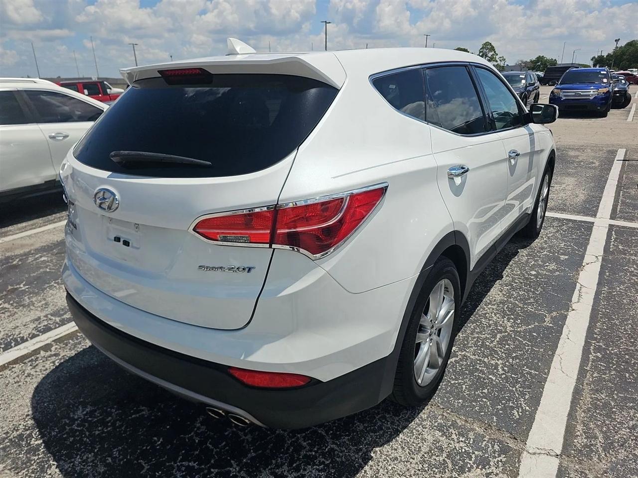 Hyundai Santa Fe FWD 4dr 2.0T Sport 2013