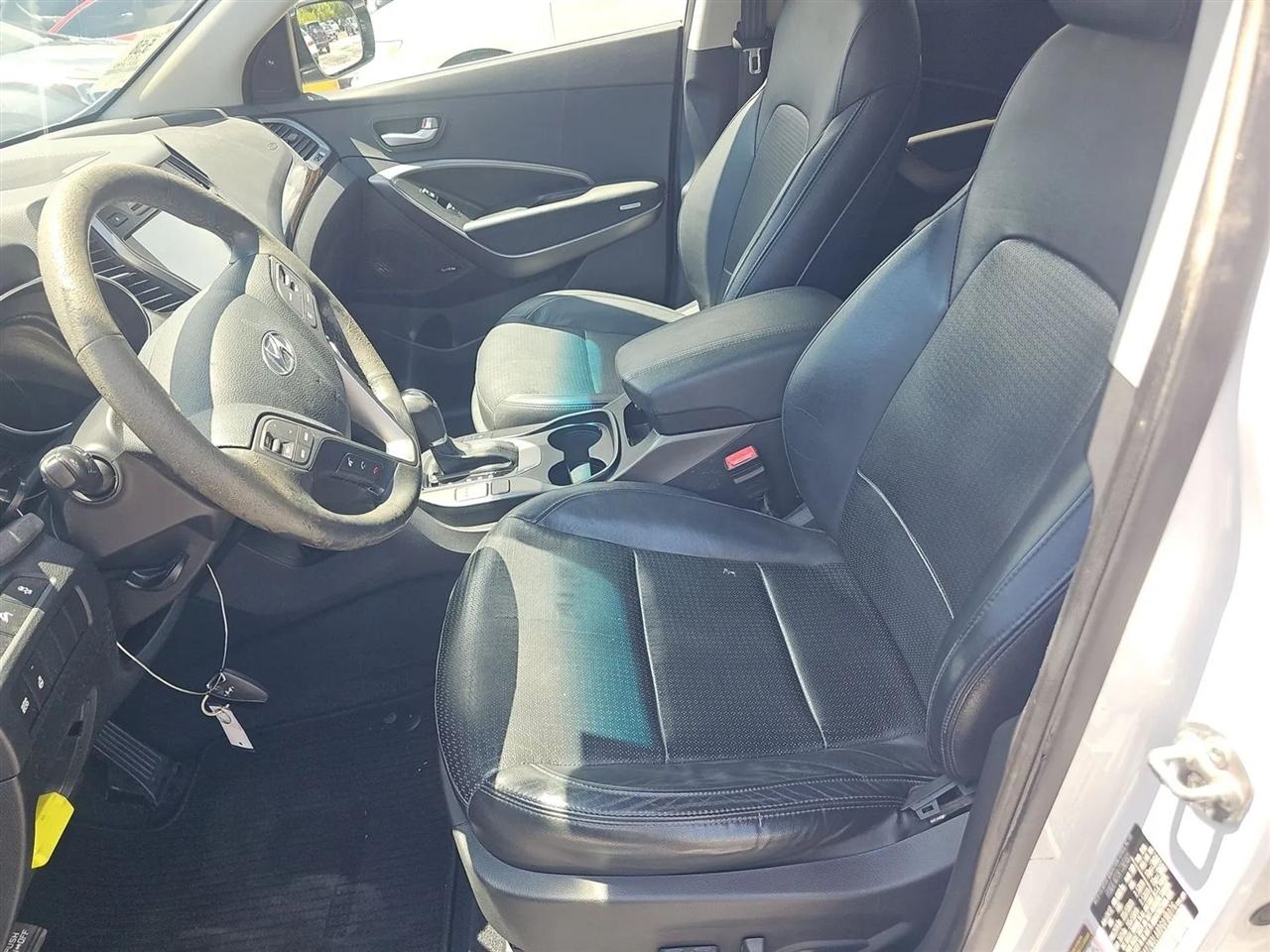 Hyundai Santa Fe FWD 4dr 2.0T Sport 2013