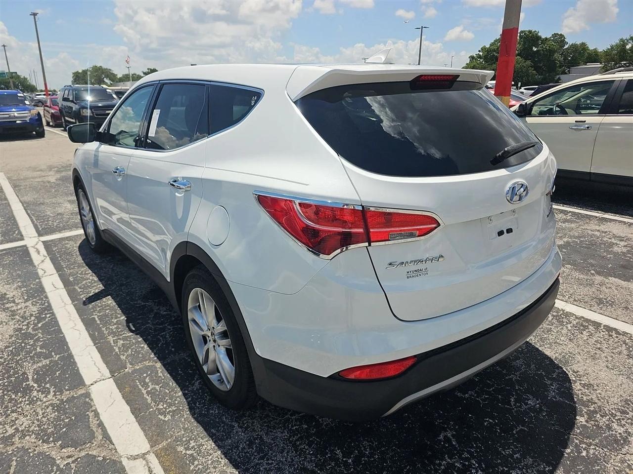 Hyundai Santa Fe FWD 4dr 2.0T Sport 2013