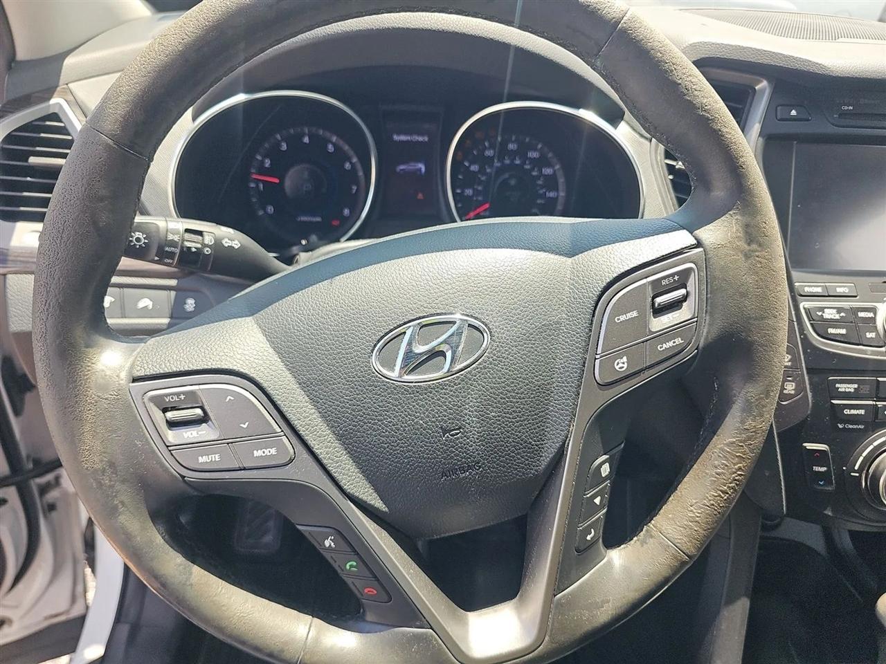 Hyundai Santa Fe FWD 4dr 2.0T Sport 2013