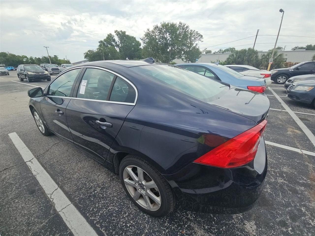 Volvo S60 4dr Sdn T5 Premier AWD 2016