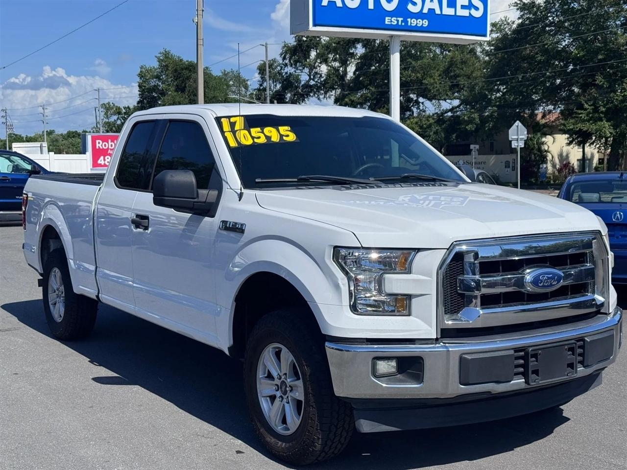 Ford F-150 Lariat 2WD SuperCab 8' Box 2017