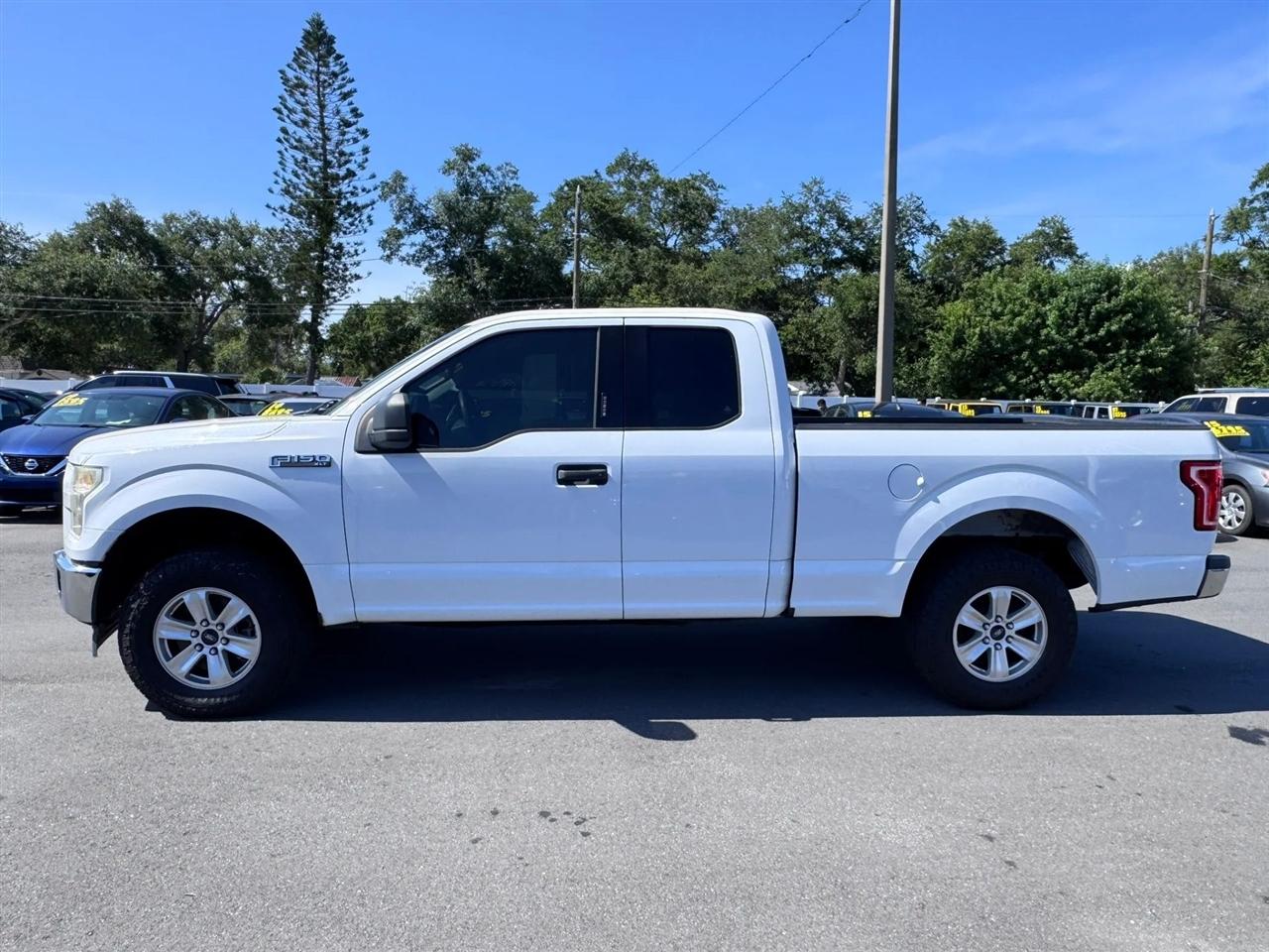 Ford F-150 Lariat 2WD SuperCab 8' Box 2017