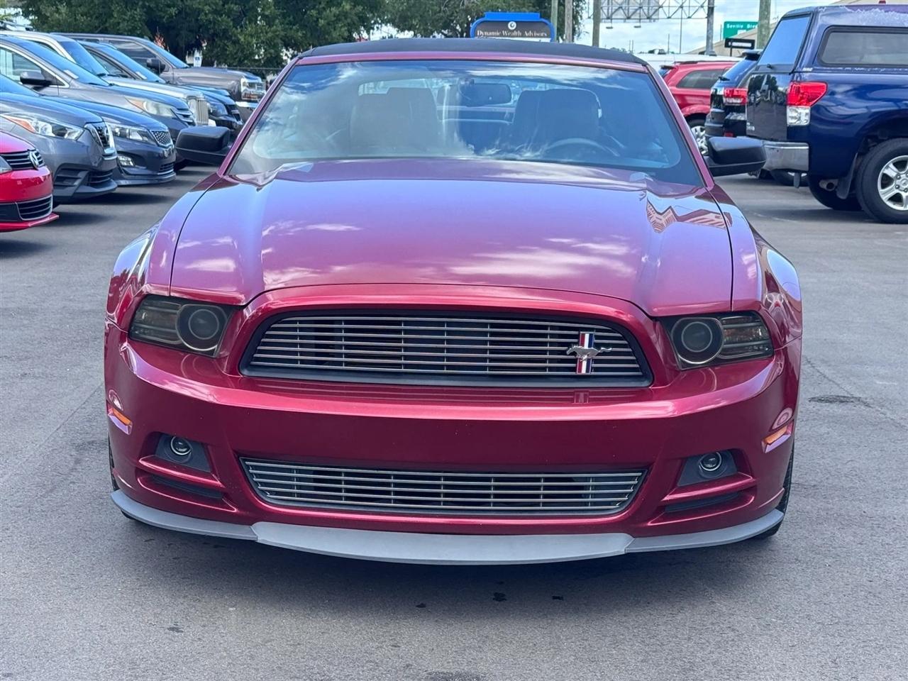 Ford Mustang 2dr Conv V6 2014