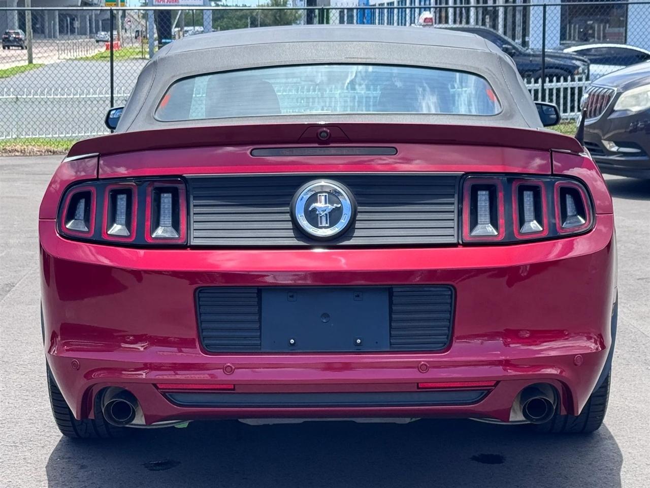 Ford Mustang 2dr Conv V6 2014