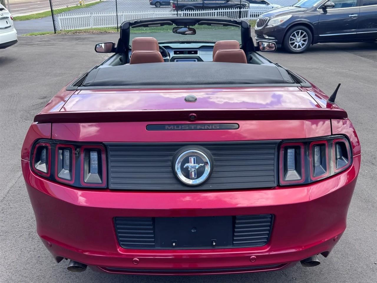 Ford Mustang 2dr Conv V6 2014