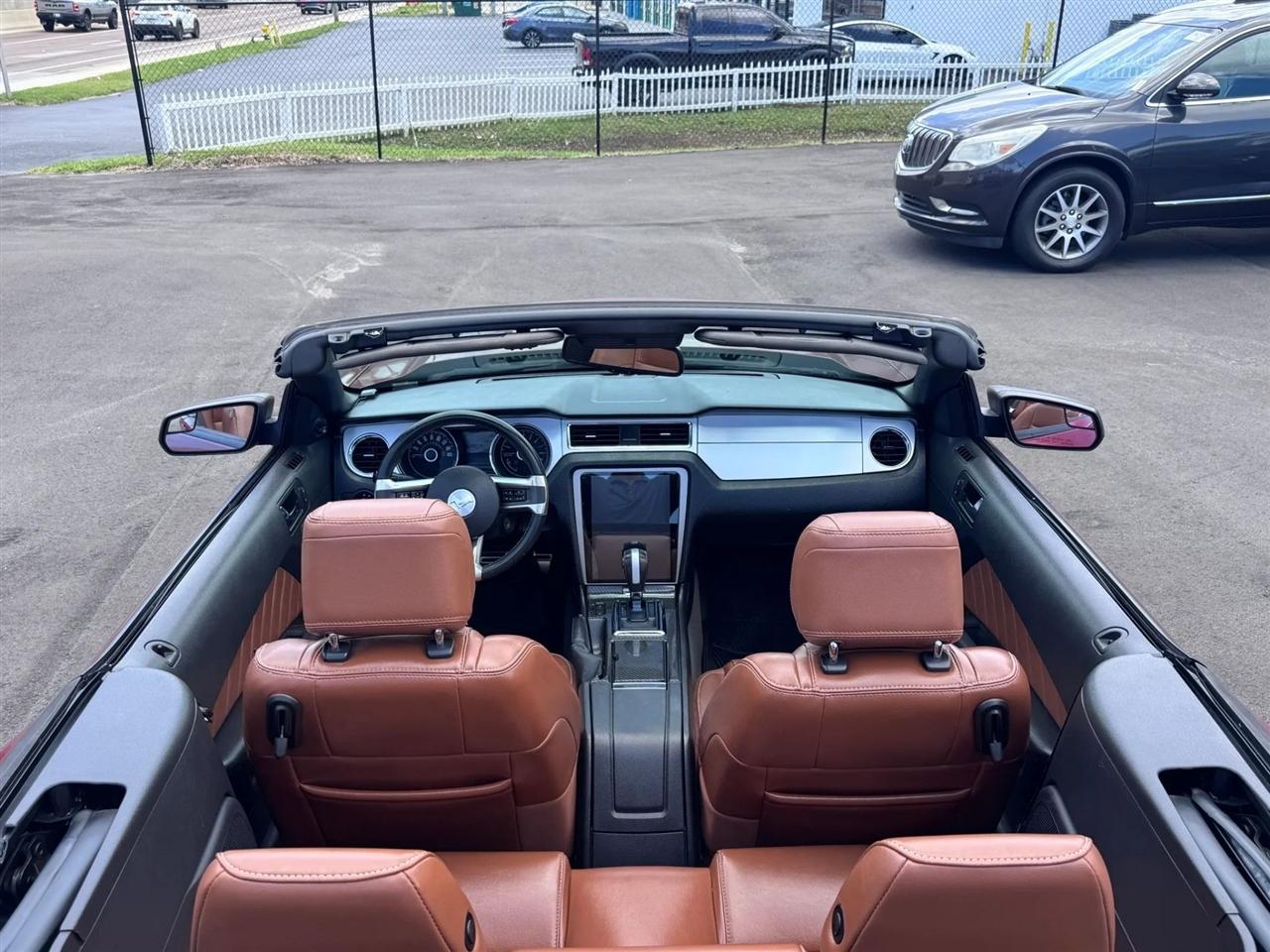 Ford Mustang 2dr Conv V6 2014
