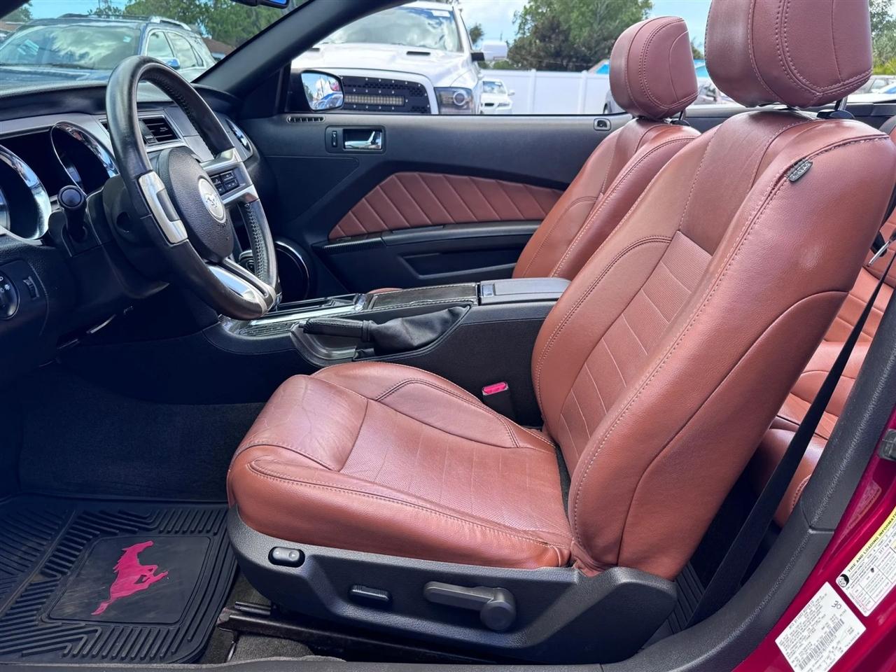 Ford Mustang 2dr Conv V6 2014