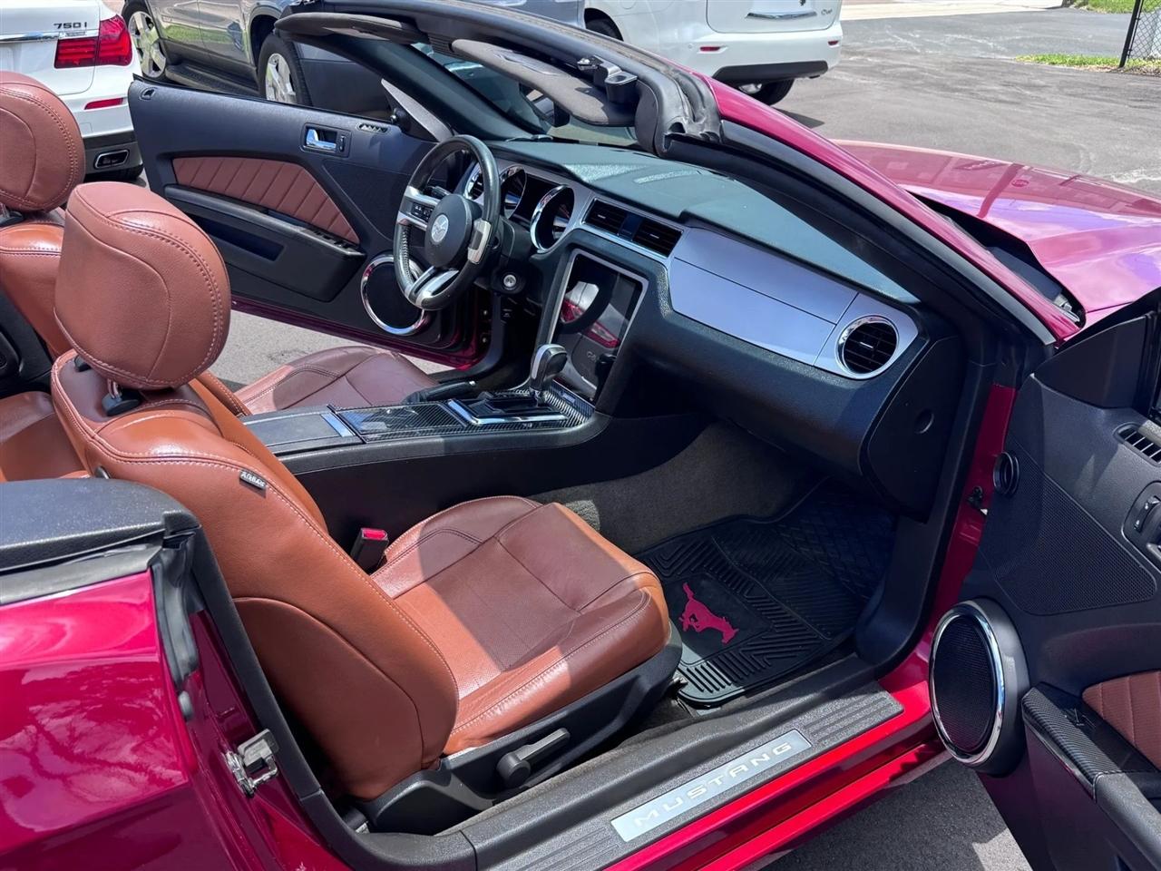 Ford Mustang 2dr Conv V6 2014