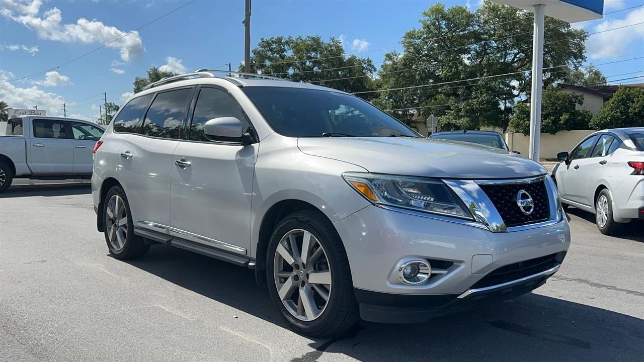 Nissan Pathfinder 2WD 4dr Platinum 2015