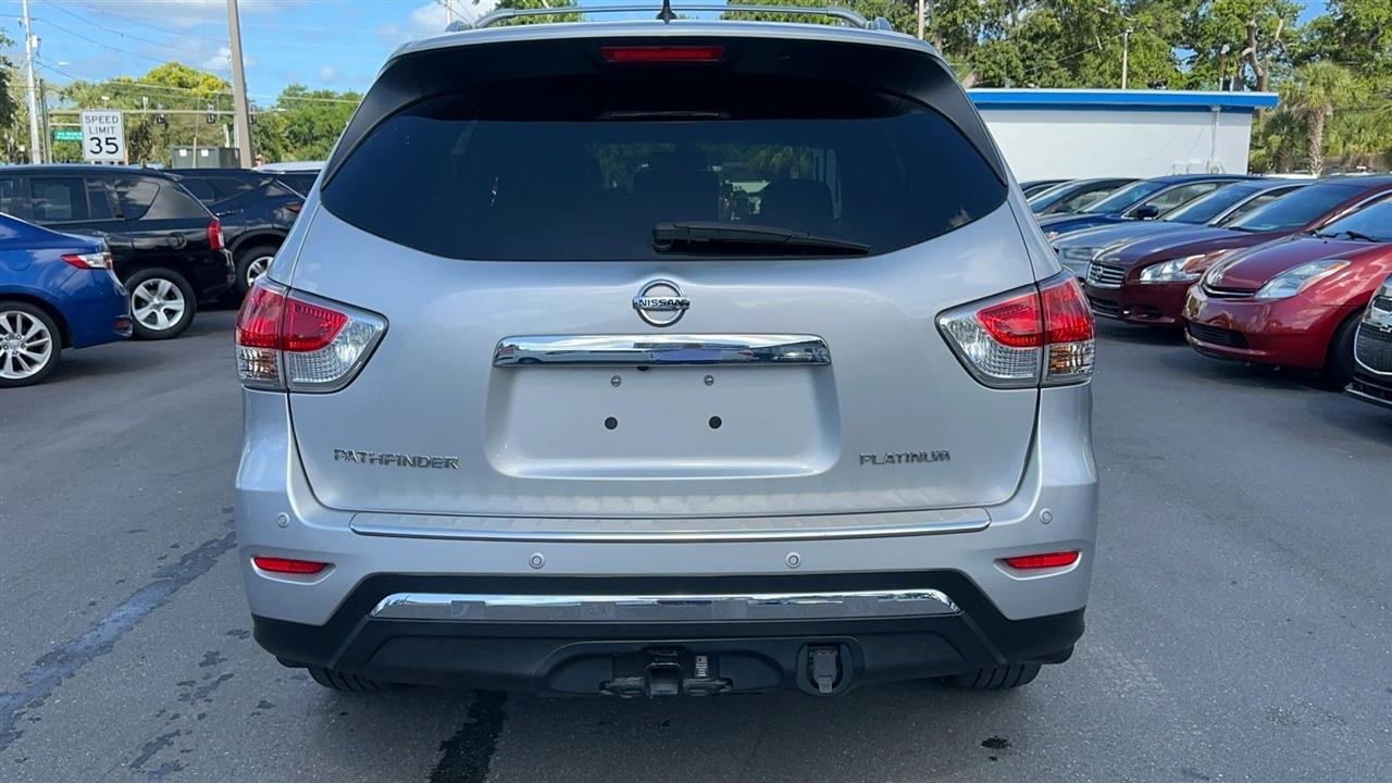 Nissan Pathfinder 2WD 4dr Platinum 2015