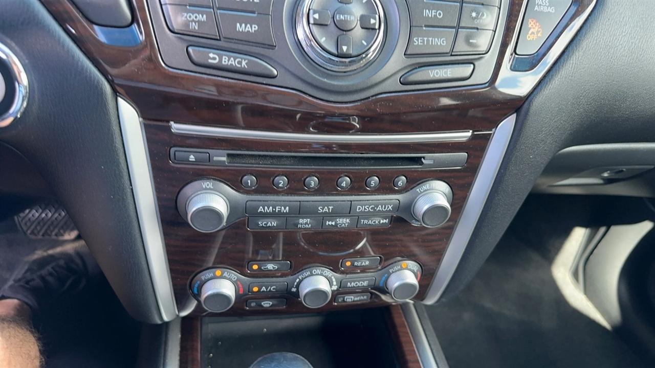 Nissan Pathfinder 2WD 4dr Platinum 2015