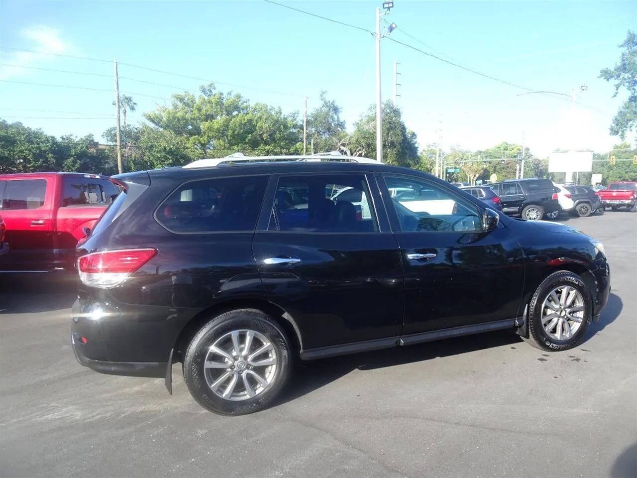 Nissan Pathfinder 4WD 4dr S 2015