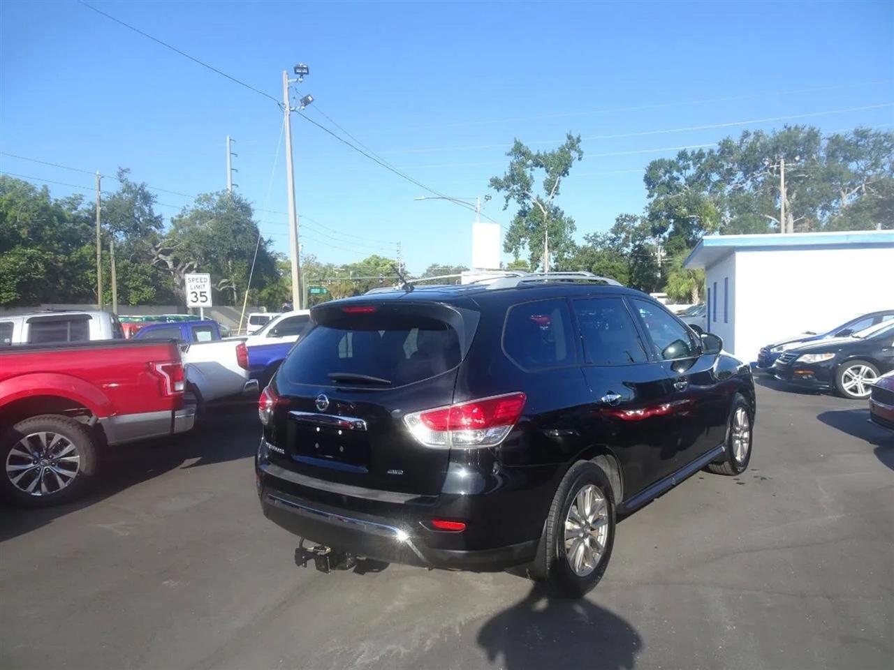 Nissan Pathfinder 4WD 4dr S 2015
