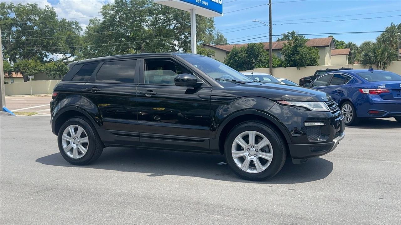 Land Rover Range Rover Evoque 5 Door SE 2017