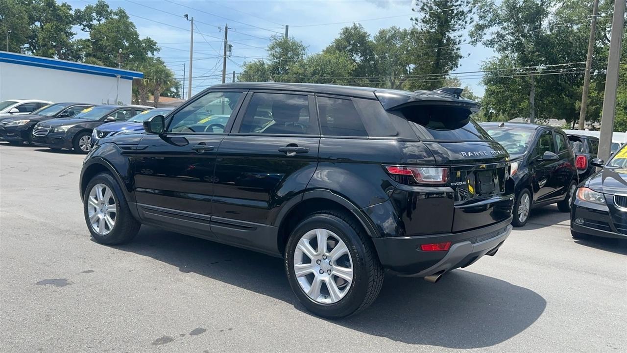 Land Rover Range Rover Evoque 5 Door SE 2017
