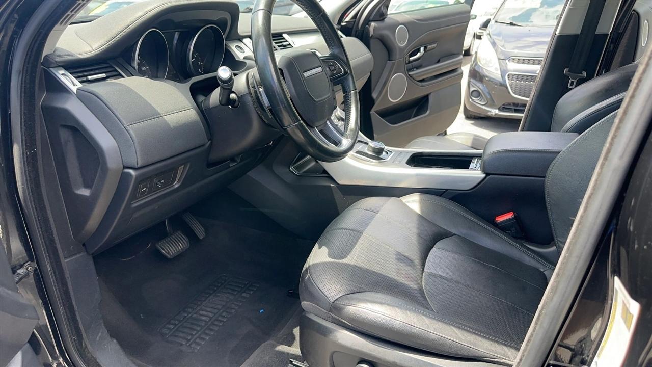 Land Rover Range Rover Evoque 5 Door SE 2017