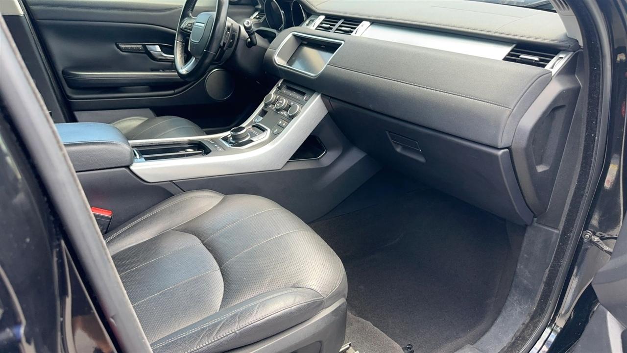 Land Rover Range Rover Evoque 5 Door SE 2017
