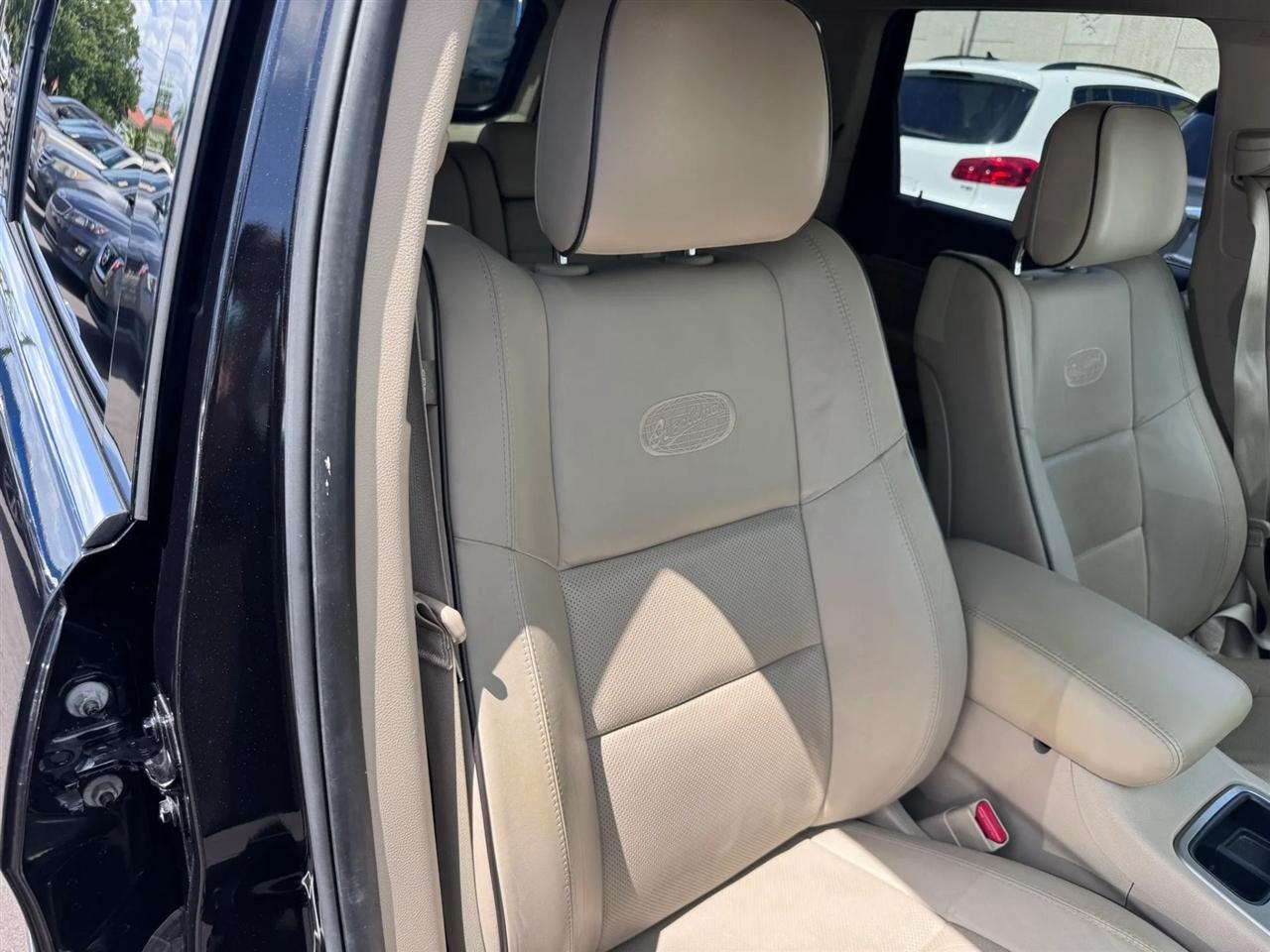 Jeep Grand Cherokee RWD 4dr Overland 2013