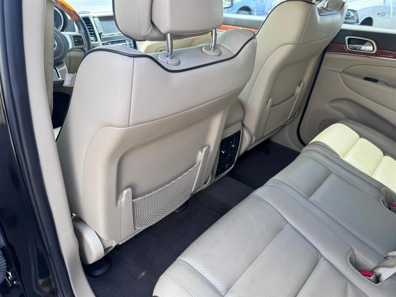 Jeep Grand Cherokee RWD 4dr Overland 2013