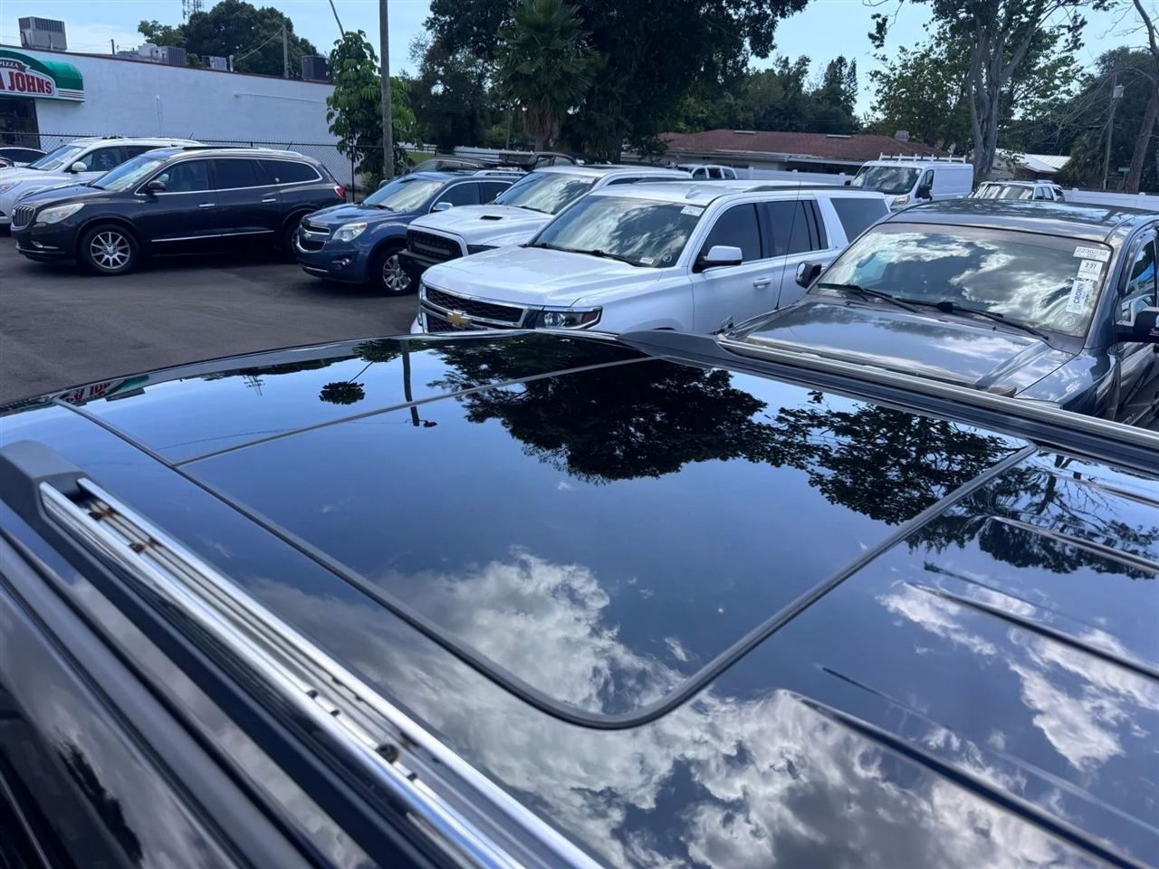 Jeep Grand Cherokee RWD 4dr Overland 2013