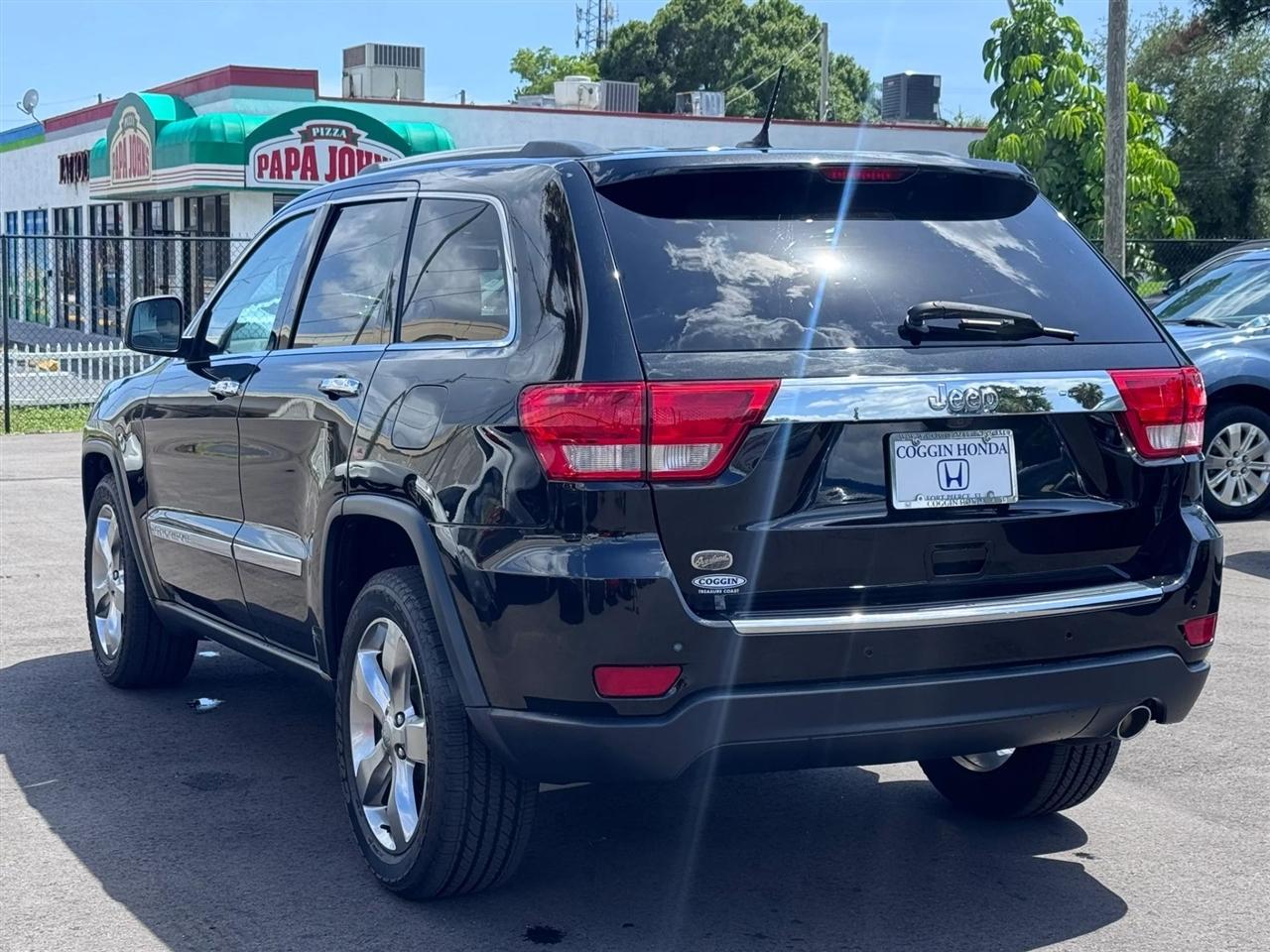 Jeep Grand Cherokee RWD 4dr Overland 2013
