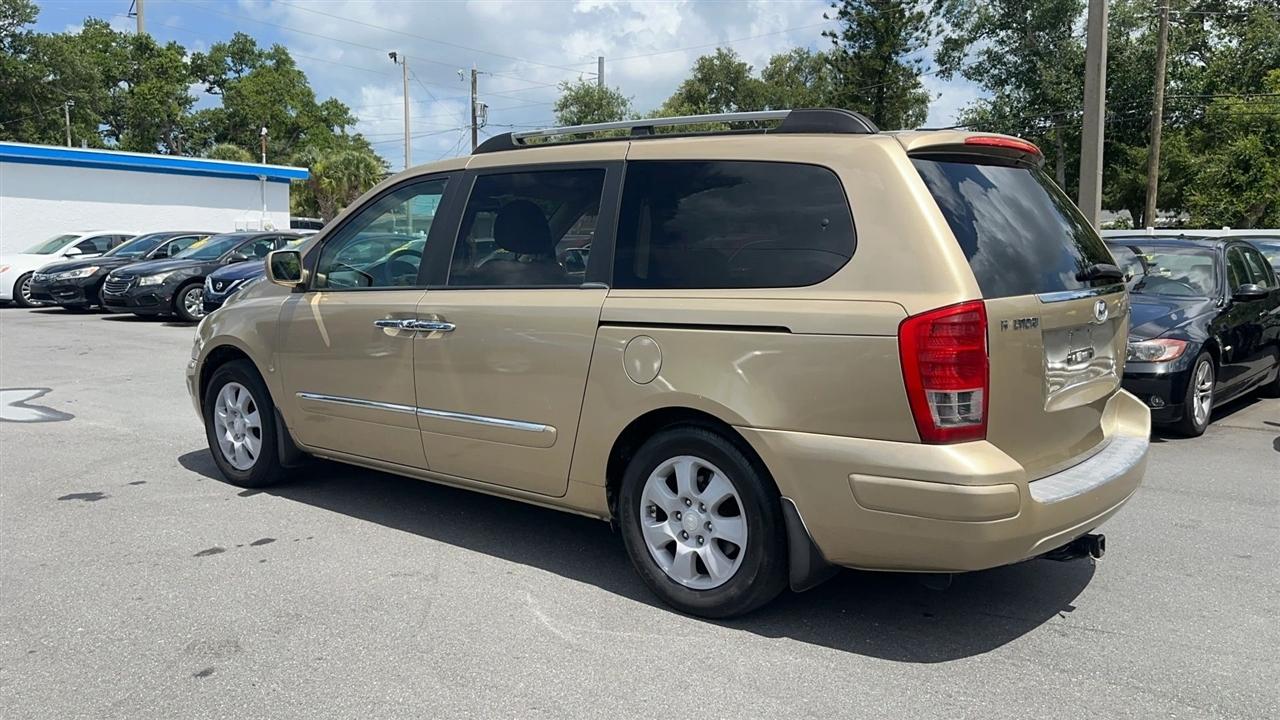 Hyundai Entourage 4dr Wgn Limited 2007