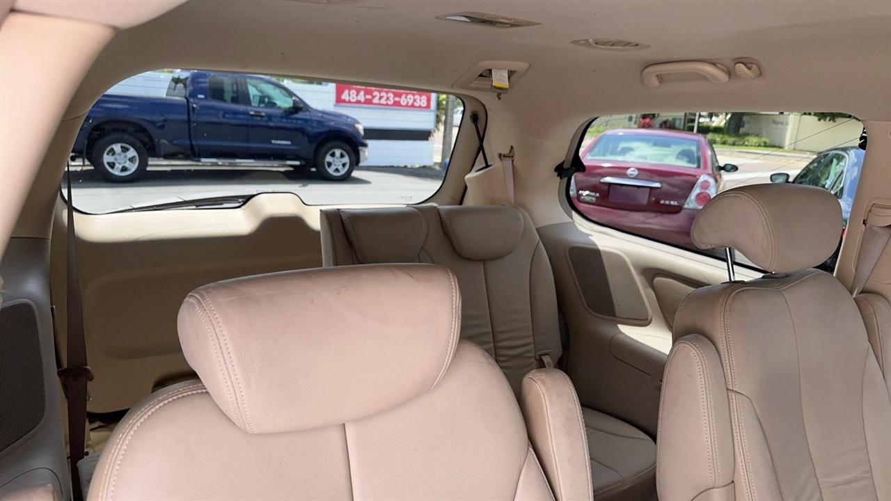 Hyundai Entourage 4dr Wgn Limited 2007