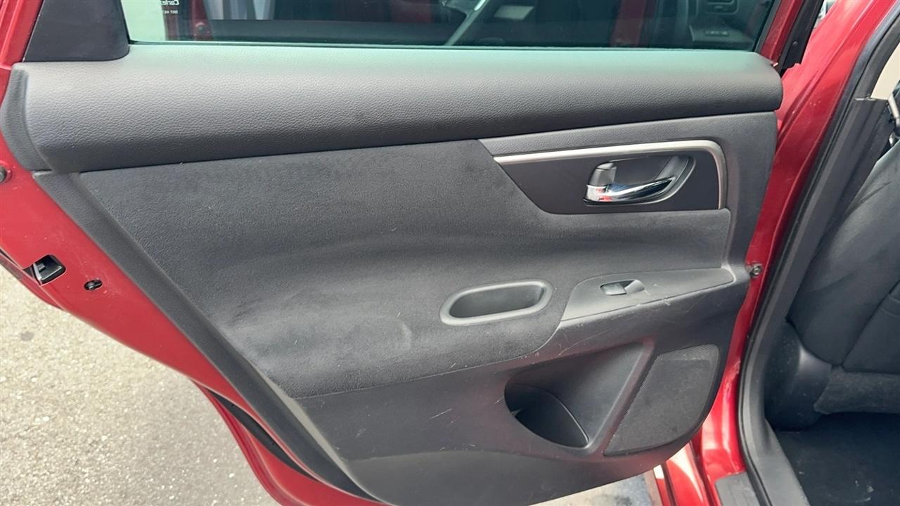 Nissan Altima 4dr Sdn I4 2.5 S 2015