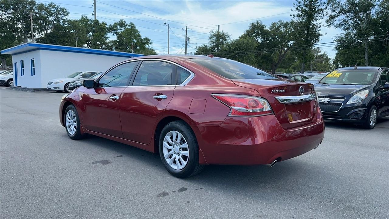 Nissan Altima 4dr Sdn I4 2.5 S 2015
