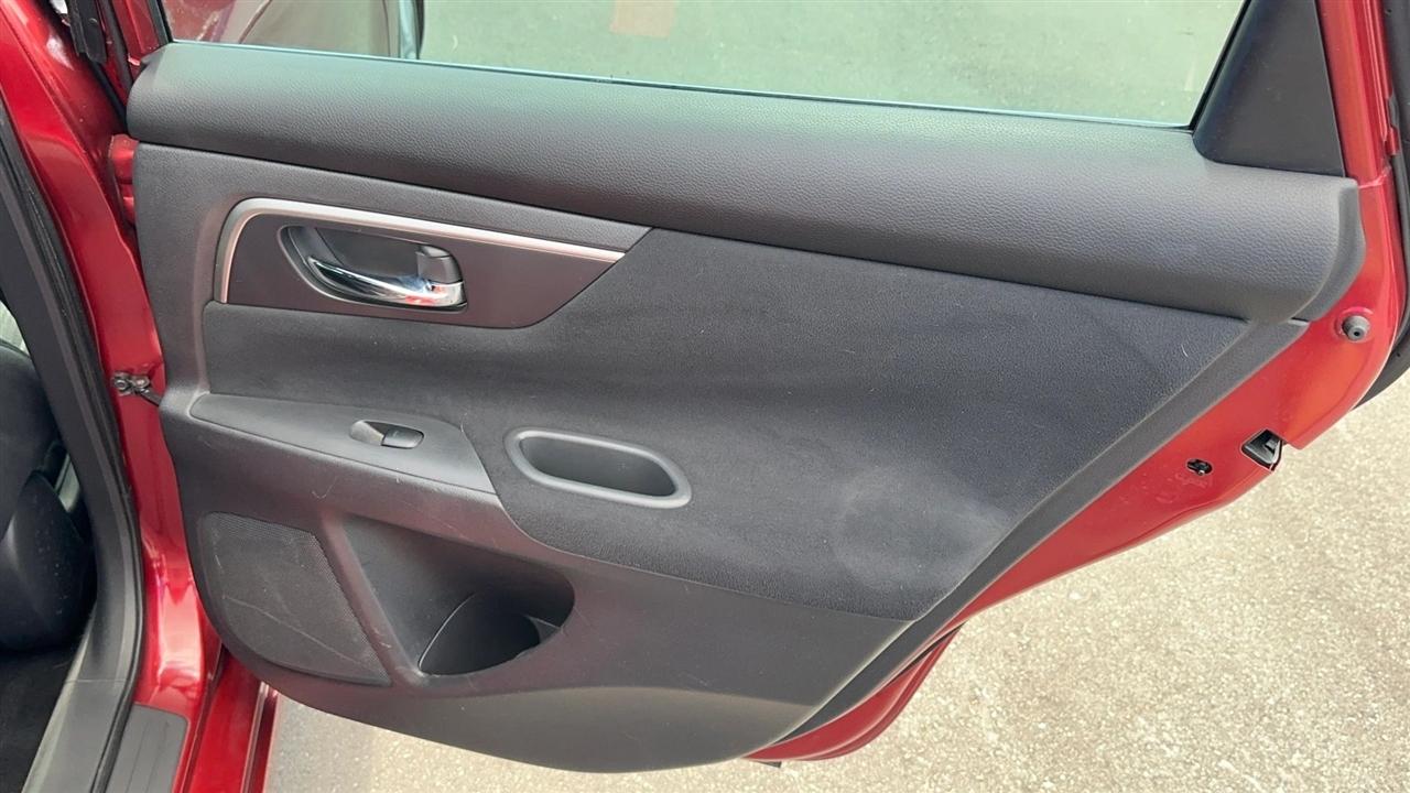 Nissan Altima 4dr Sdn I4 2.5 S 2015