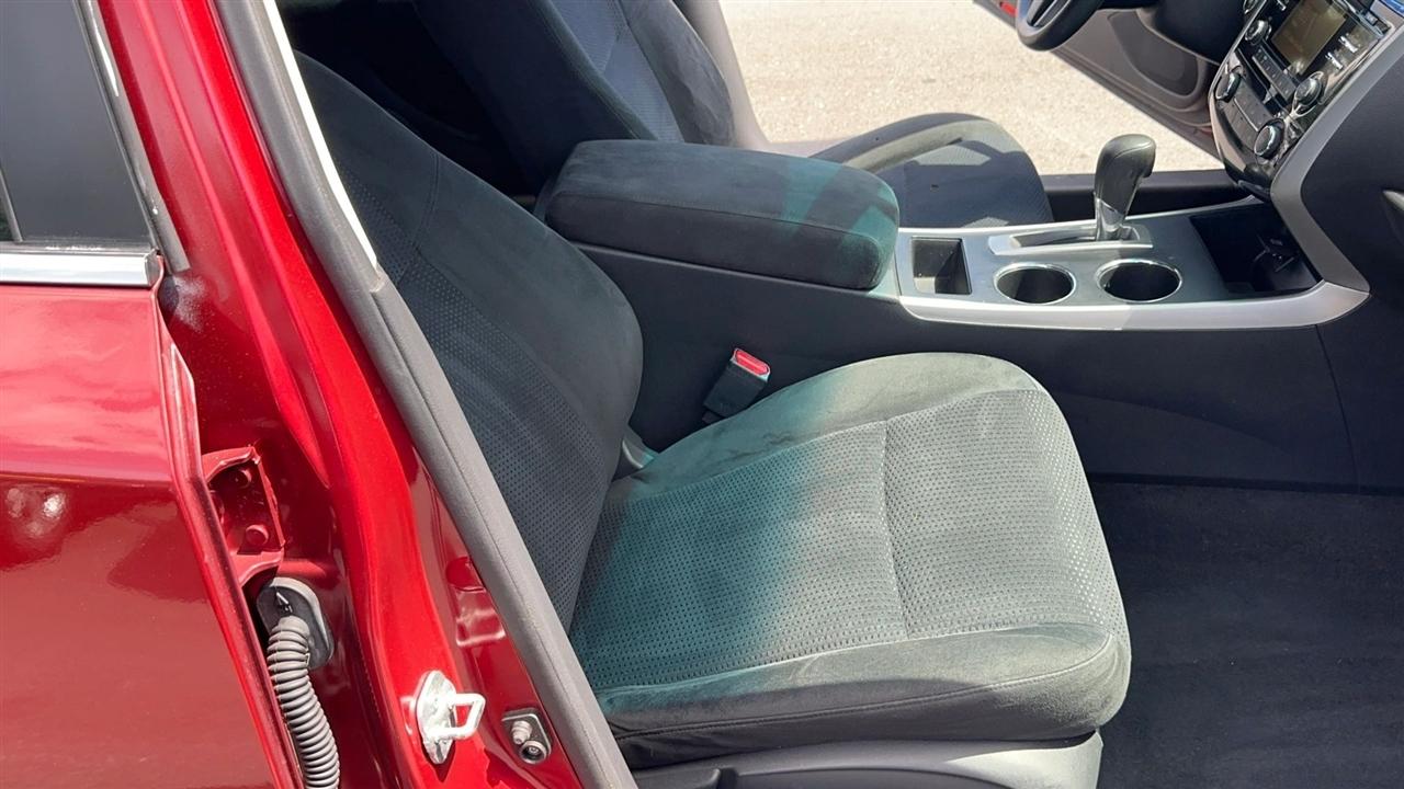 Nissan Altima 4dr Sdn I4 2.5 S 2015