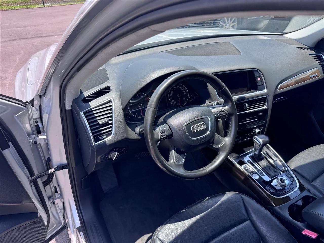 Audi Q5 quattro 4dr 2.0T Premium Plus 2013