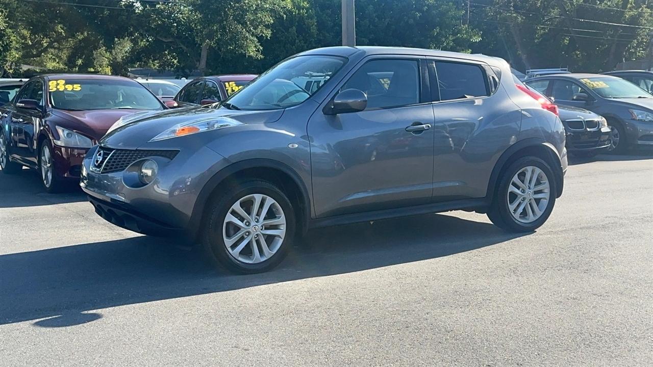 Nissan Juke 5dr Wgn CVT SV AWD 2013