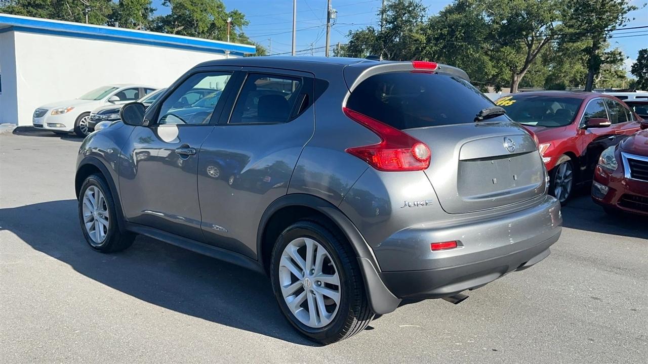 Nissan Juke 5dr Wgn CVT SV AWD 2013