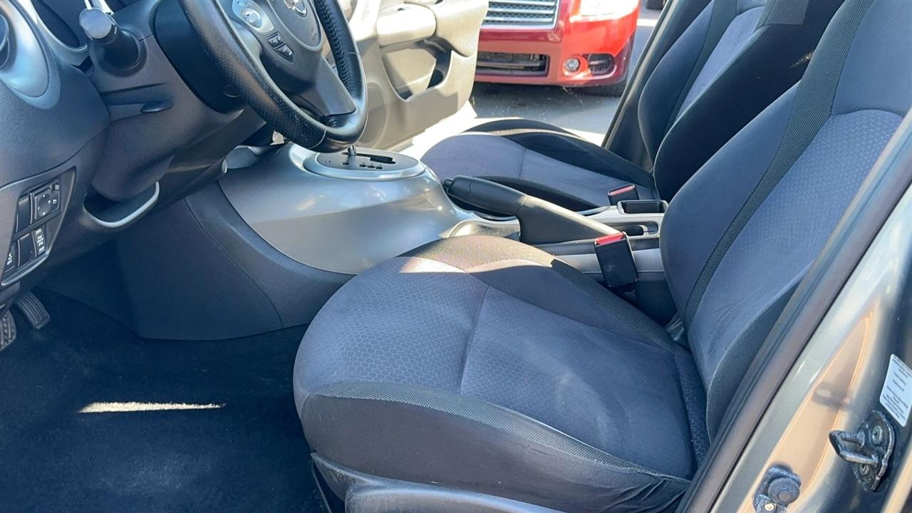 Nissan Juke 5dr Wgn CVT SV AWD 2013