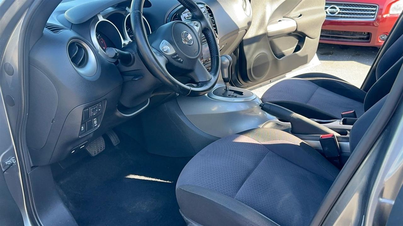 Nissan Juke 5dr Wgn CVT SV AWD 2013