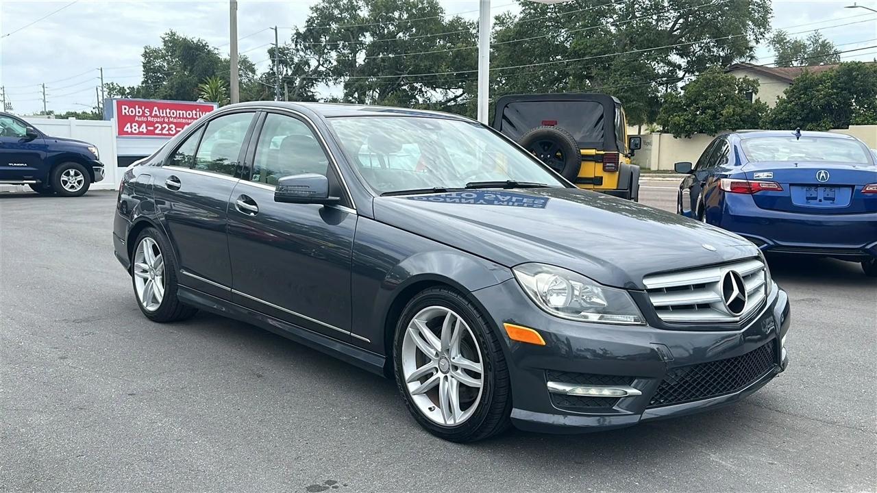 Mercedes-Benz C-Class 4dr Sdn C 300 Sport 4MATIC 2013
