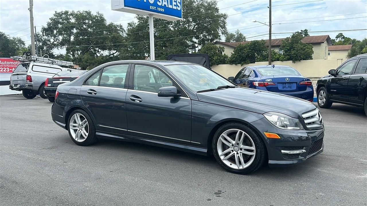 Mercedes-Benz C-Class 4dr Sdn C 300 Sport 4MATIC 2013