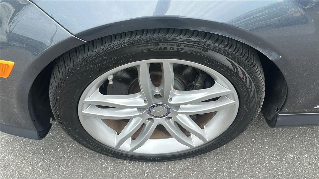Mercedes-Benz C-Class 4dr Sdn C 300 Sport 4MATIC 2013