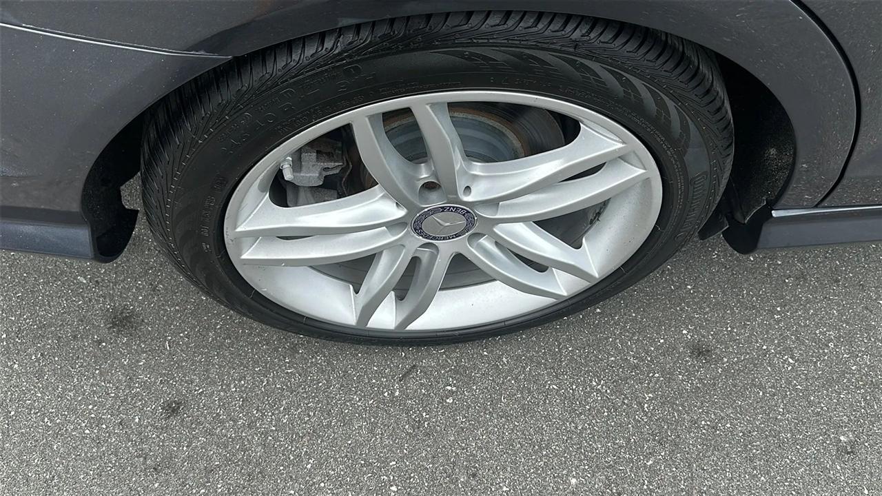 Mercedes-Benz C-Class 4dr Sdn C 300 Sport 4MATIC 2013