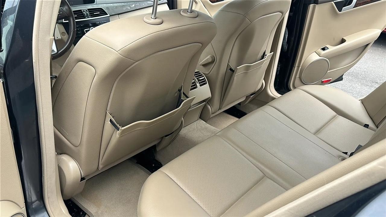 Mercedes-Benz C-Class 4dr Sdn C 300 Sport 4MATIC 2013