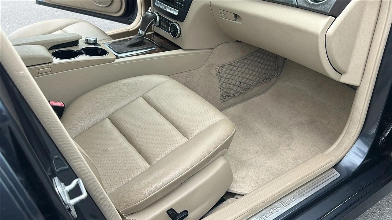 Mercedes-Benz C-Class 4dr Sdn C 300 Sport 4MATIC 2013