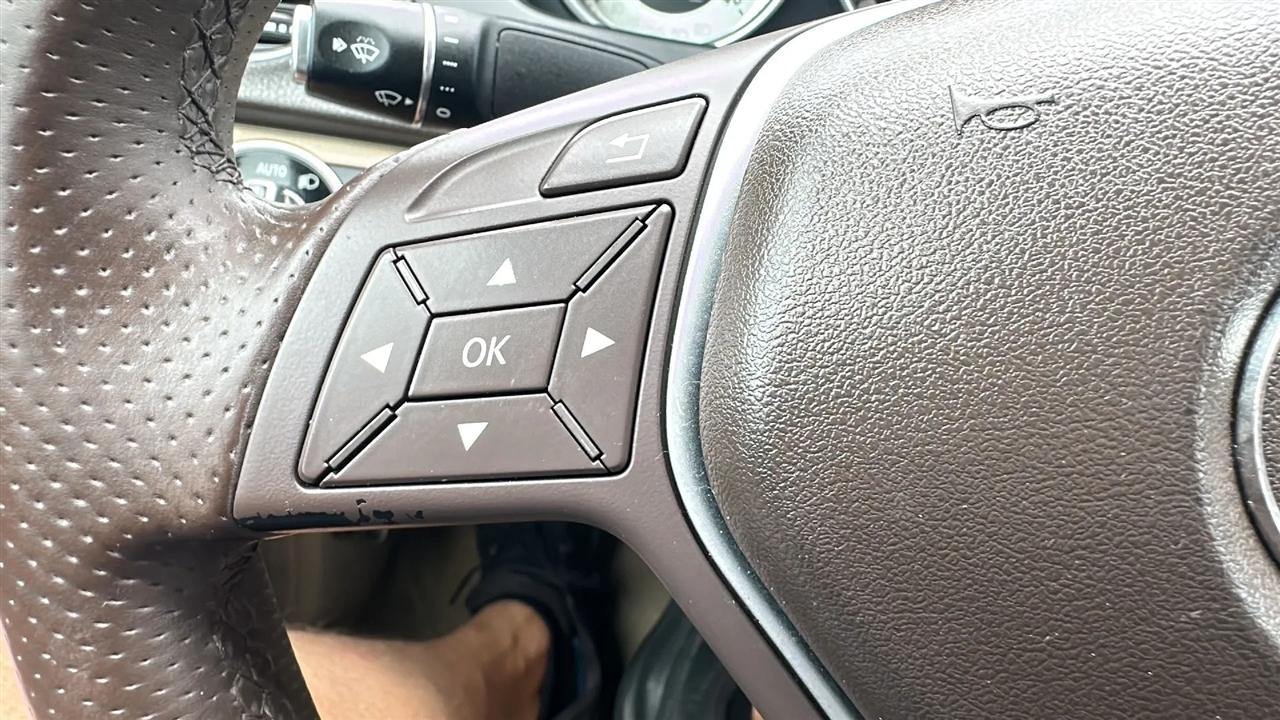 Mercedes-Benz C-Class 4dr Sdn C 300 Sport 4MATIC 2013