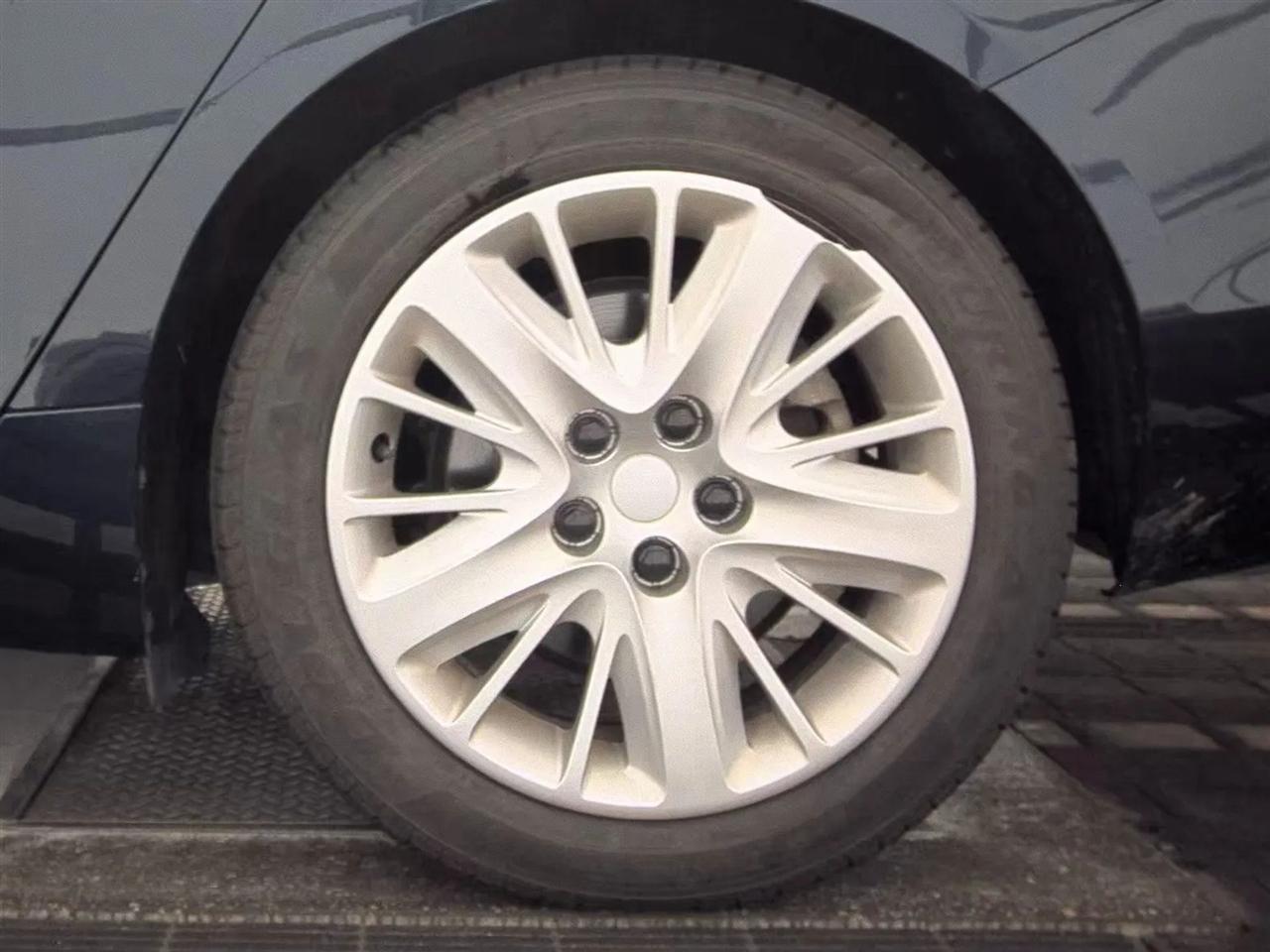 Chevrolet Impala 4dr Sdn LS w/1FL 2018
