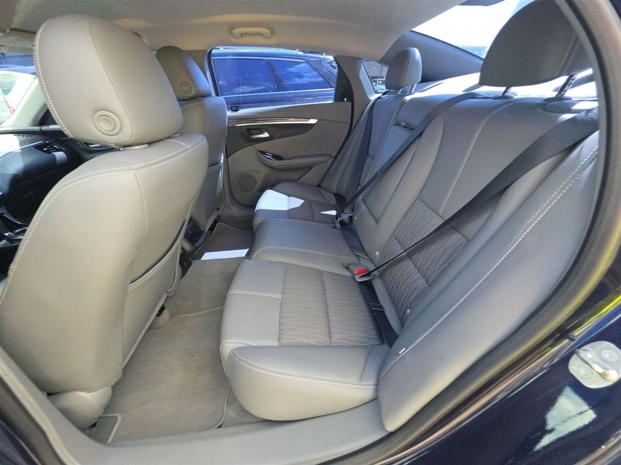 Chevrolet Impala 4dr Sdn LS w/1FL 2018