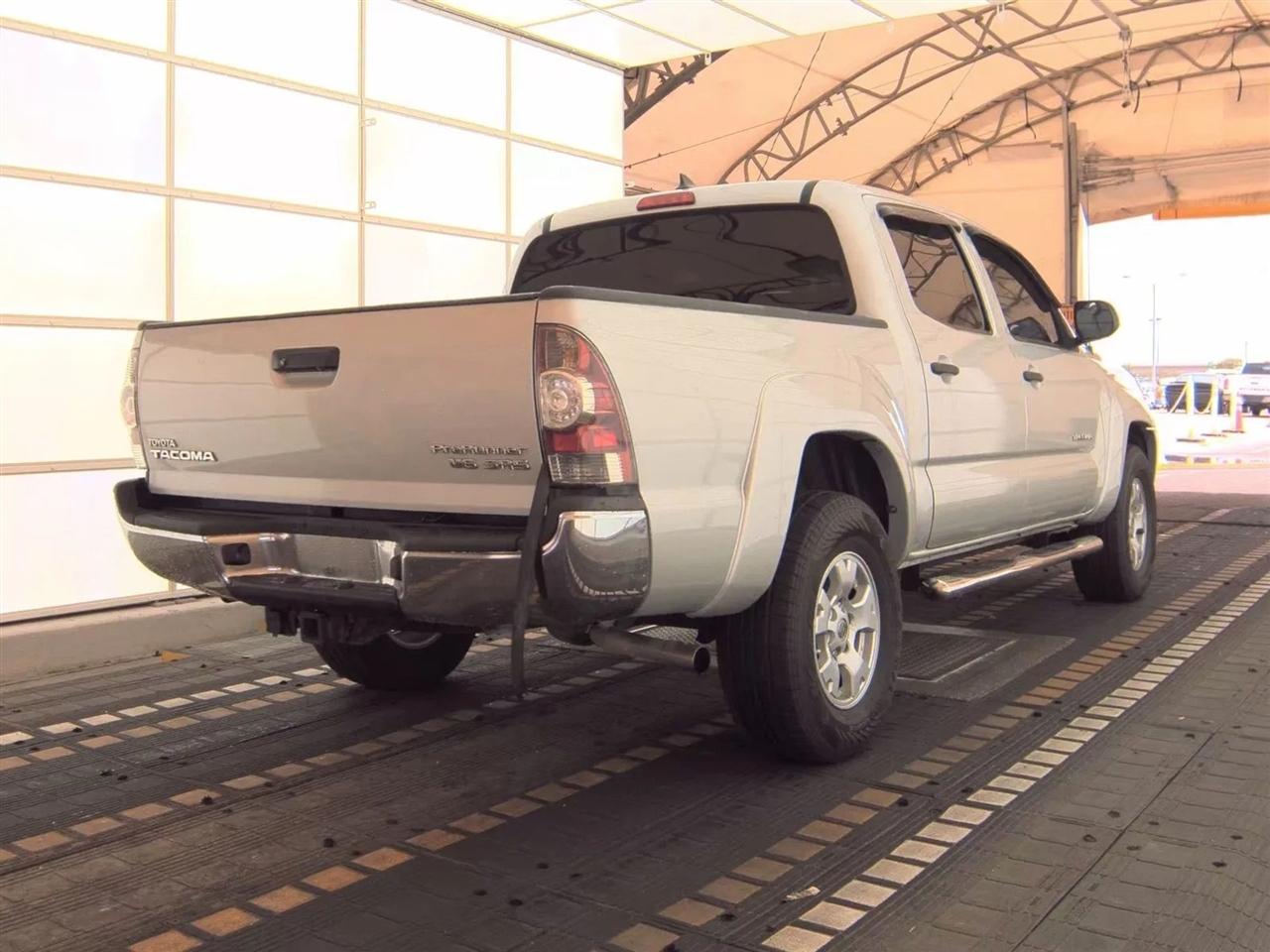 Toyota Tacoma 2WD Double Cab V6 AT PreRunner (Natl) 2012