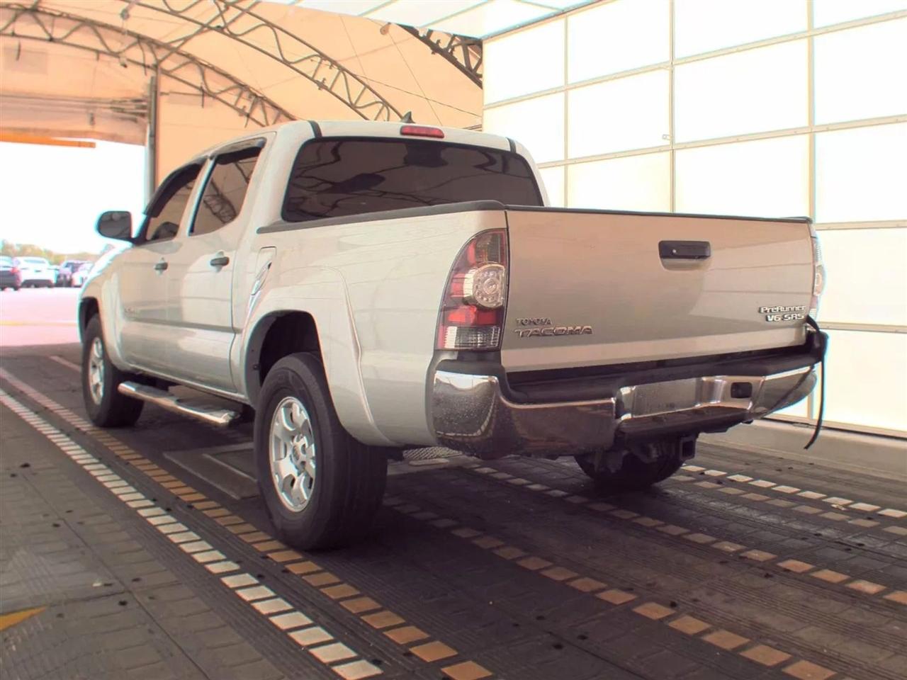 Toyota Tacoma 2WD Double Cab V6 AT PreRunner (Natl) 2012