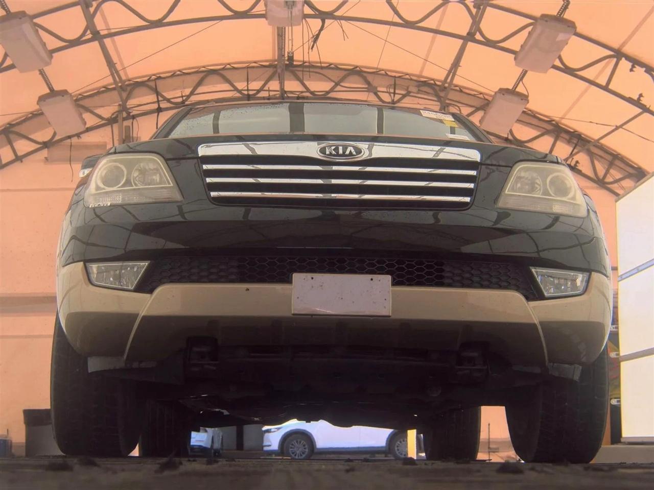 Kia Borrego 2WD 4dr V6 EX 2009
