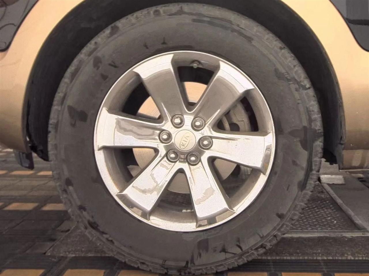 Kia Borrego 2WD 4dr V6 EX 2009